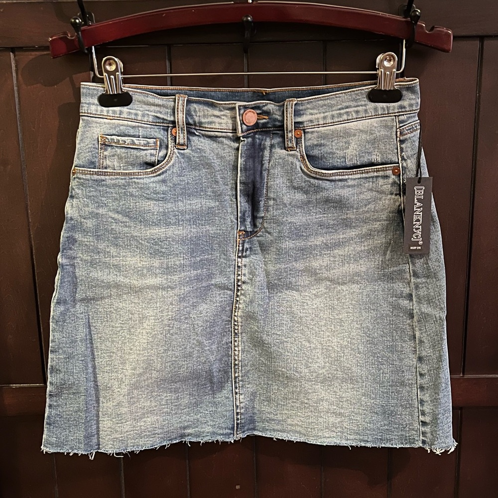 BLANKNYC High-Rise Raw Hem Mini Denim Skirt.  Size 28 NWT
